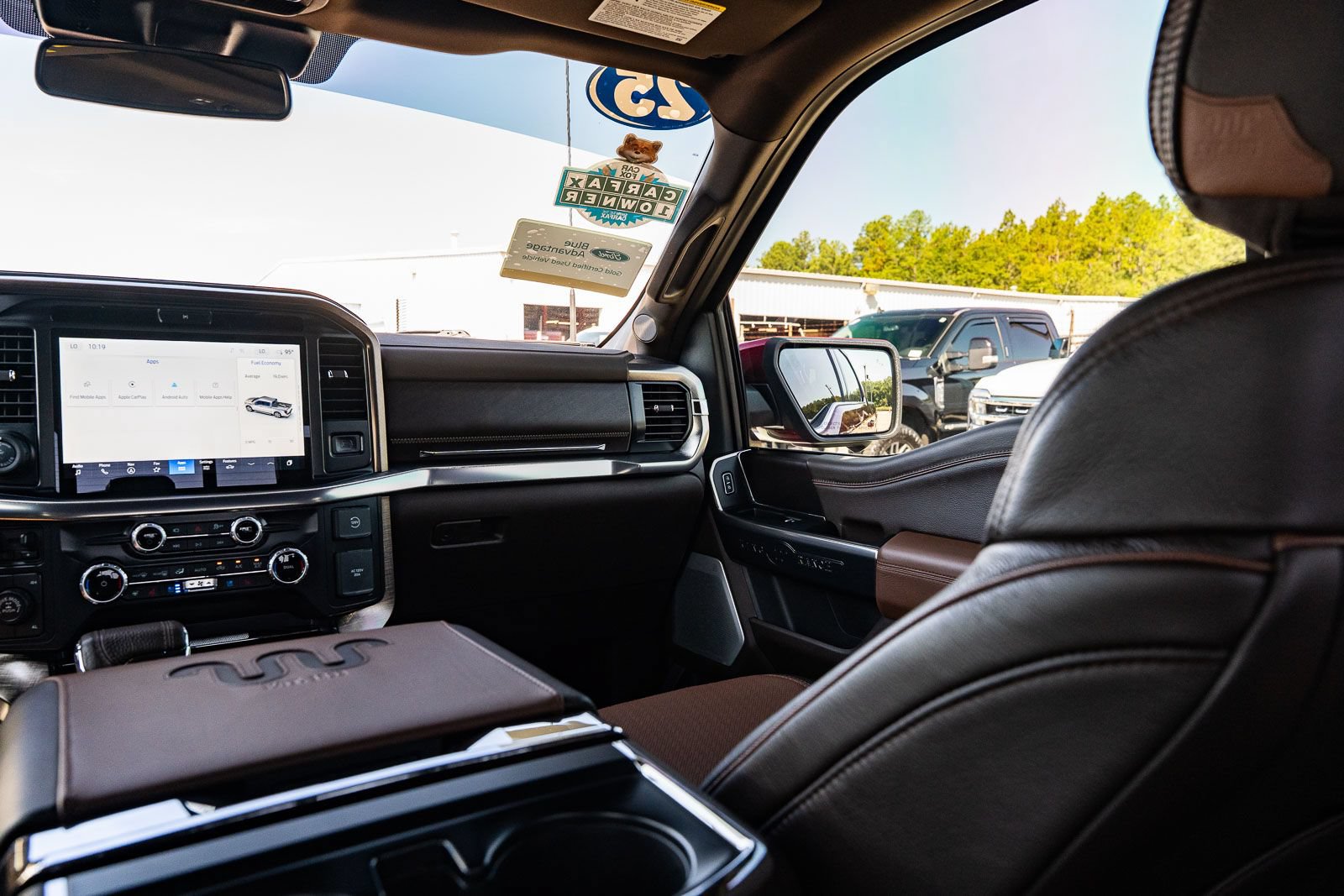 Certified 2025 Ford F150 King Ranch AWD/4WD image 32