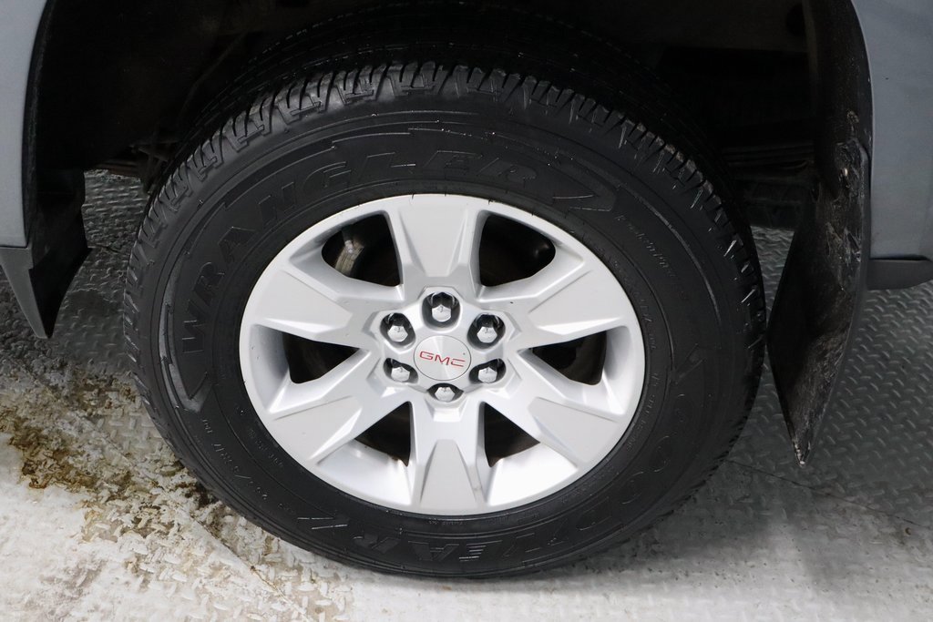 Used 2018 GMC Canyon SLE w/ SLE Convenience Package image 17