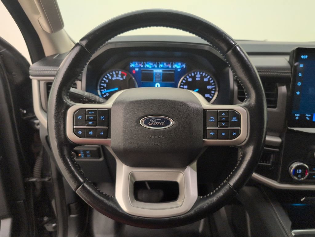 Certified 2022 Ford Expedition XLT RWD image 36