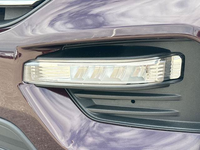 Certified 2023 Ford Explorer Limited w/ Equipment Group 301A AWD/4WD image 11