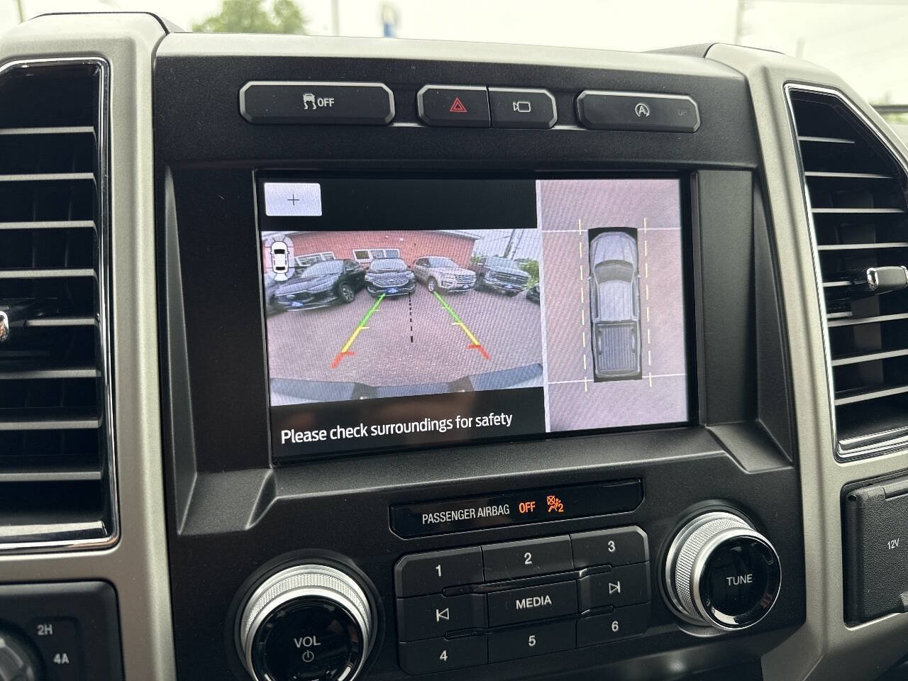 Certified 2020 Ford F150 Lariat w/ Equipment Group 502A Luxury AWD/4WD image 42