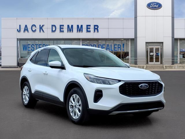 Certified 2023 Ford Escape Active w/ Tech Pack #2 AWD/4WD image 1
