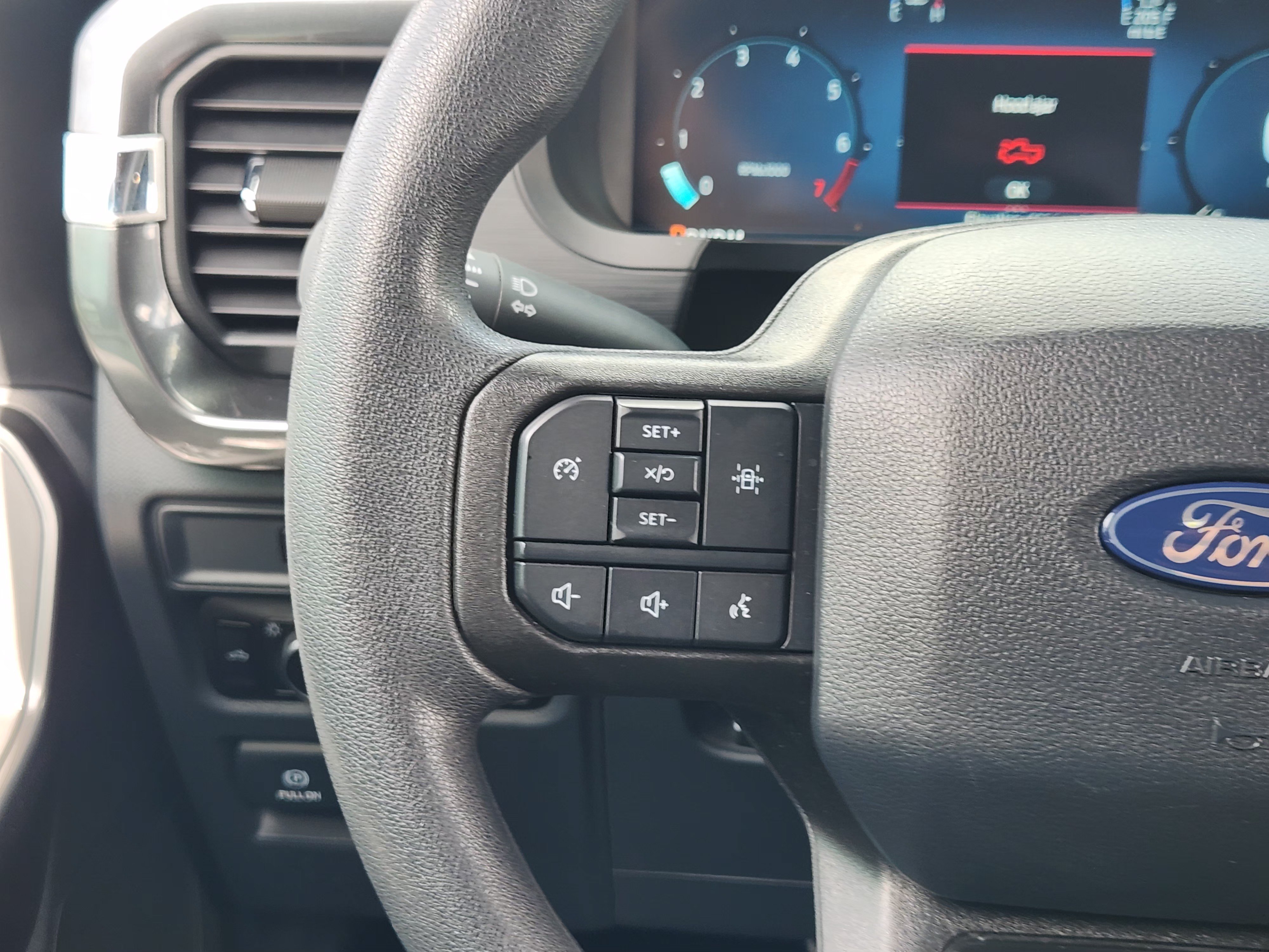 Certified 2025 Ford F150 STX w/ Equipment Group 200A RWD image 26