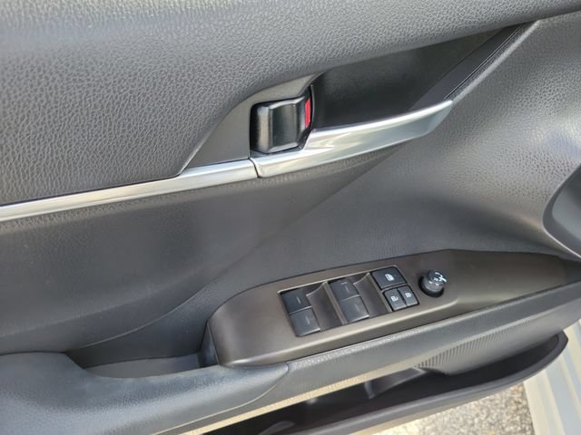 Used 2024 Toyota Camry SE w/ Convenience Package FWD image 16