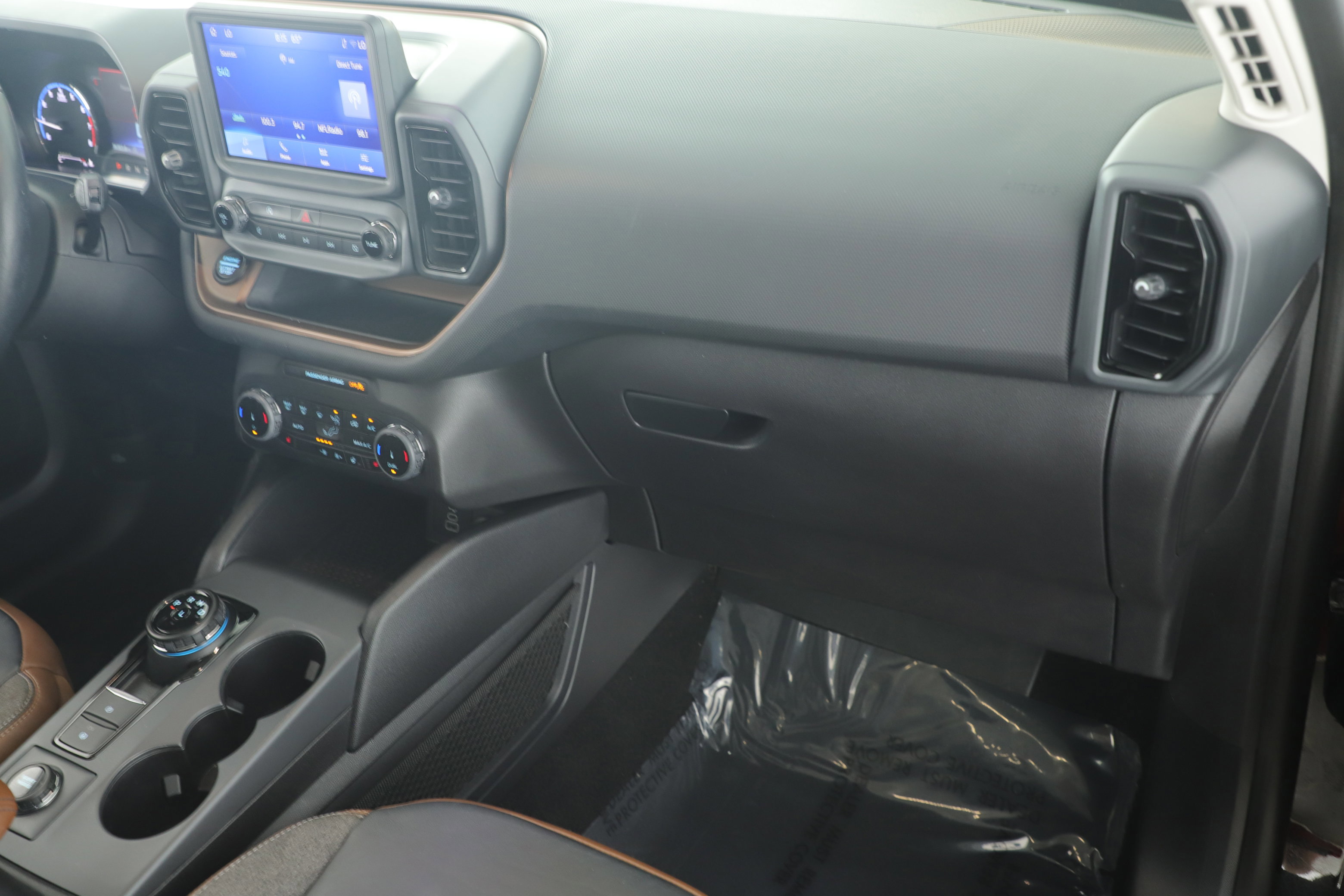 Certified 2023 Ford Bronco Sport Outer Banks image 21