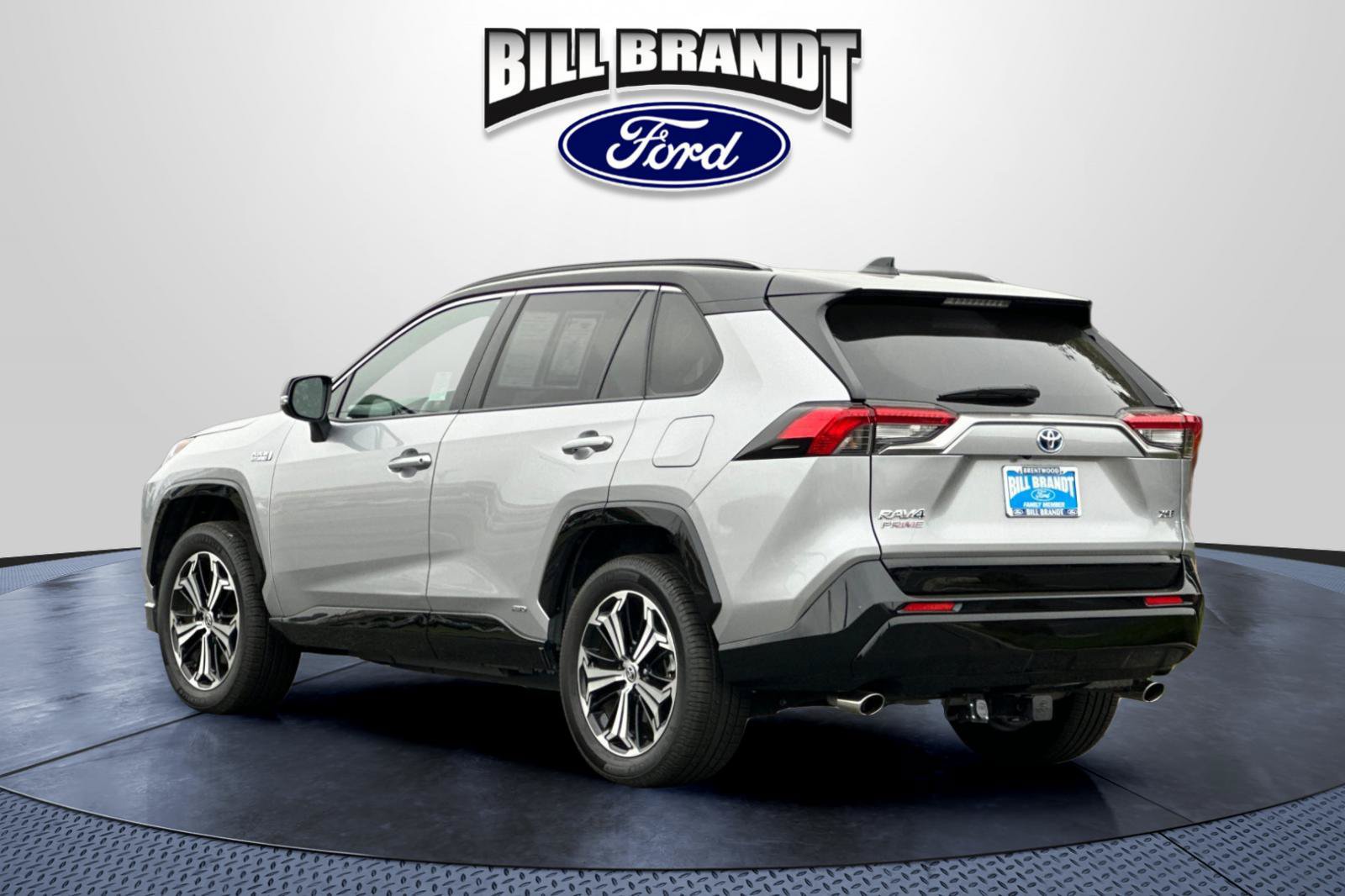 Used 2023 Toyota RAV4 XSE w/ Weather Package AWD/4WD image 5