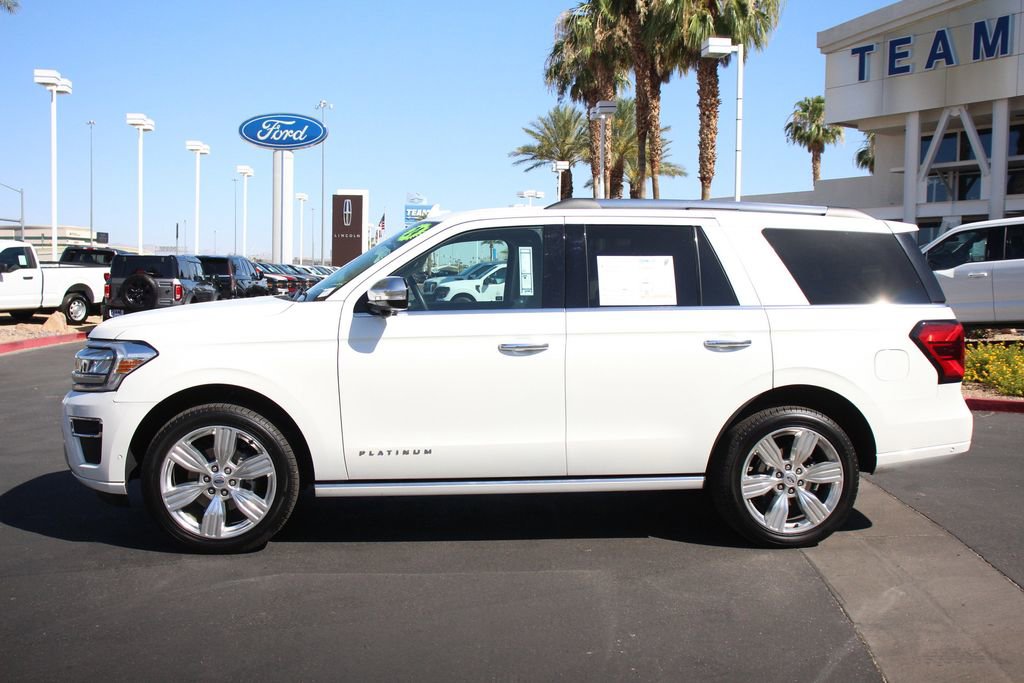 Certified 2024 Ford Expedition Platinum AWD/4WD image 4