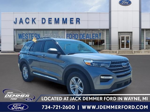 Certified 2024 Ford Explorer XLT w/ Equipment Group 202A