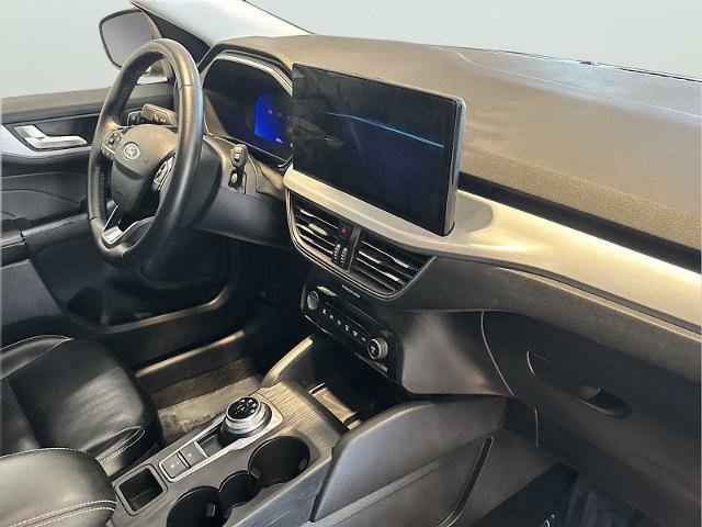 Certified 2024 Ford Escape Platinum AWD/4WD image 28