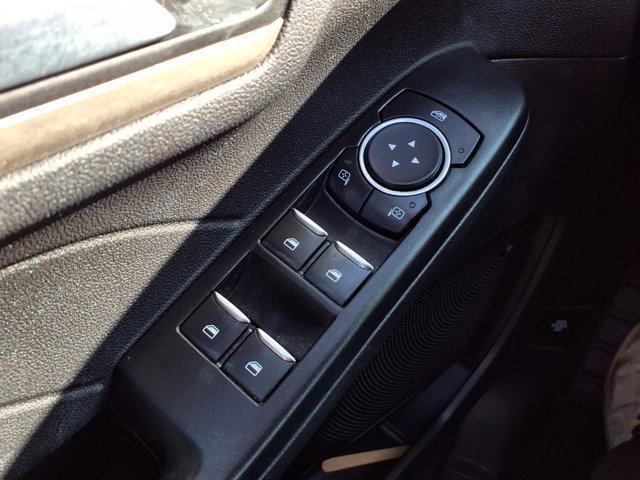 Certified 2022 Ford Escape SEL image 23