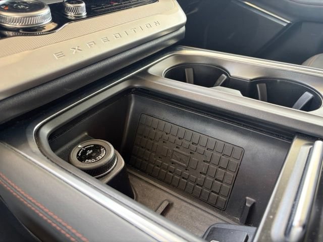 Certified 2025 Ford Expedition Active RWD image 26