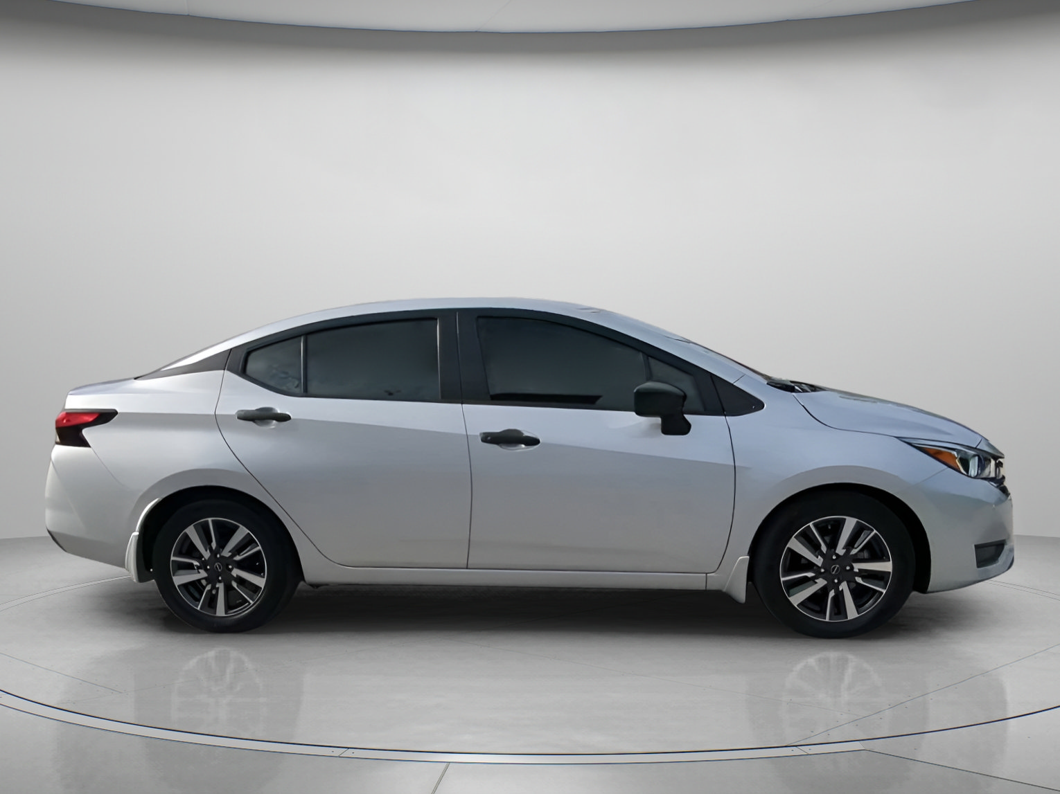 Used 2024 Nissan Versa S w/ S Plus Package FWD image 33