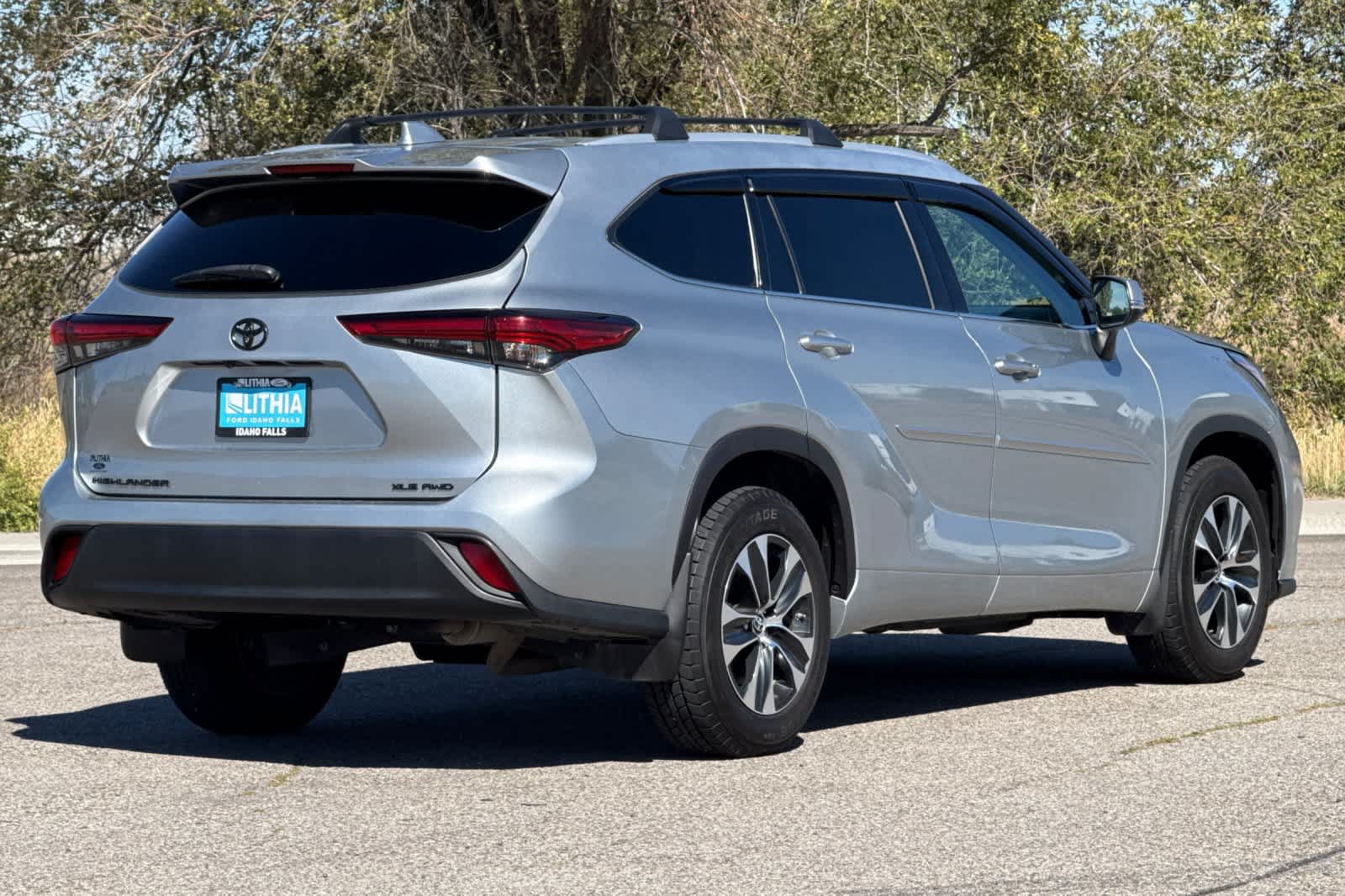 Used 2022 Toyota Highlander XLE