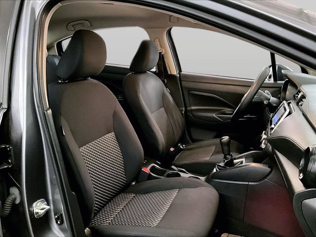 Used 2023 Nissan Versa S FWD image 7