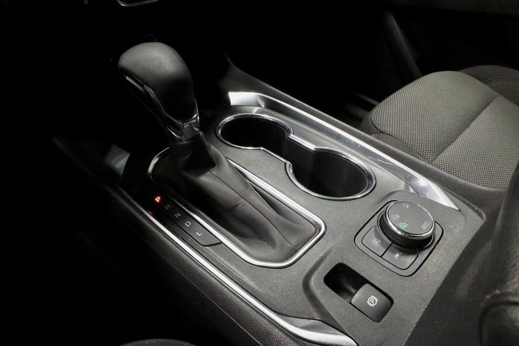 Used 2023 Chevrolet Traverse LT w/ LPO, Floor Liner Package image 31