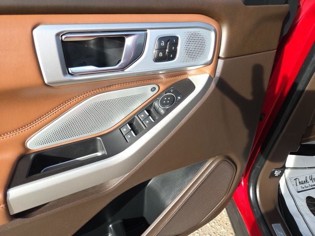 Certified 2024 Ford Explorer King Ranch w/ Technology Package AWD/4WD image 28