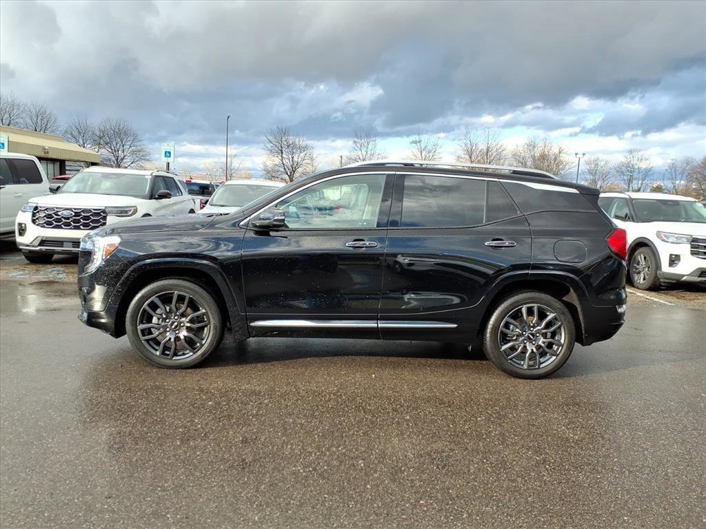 Used 2023 GMC Terrain Denali w/ Black Diamond Edition image 2