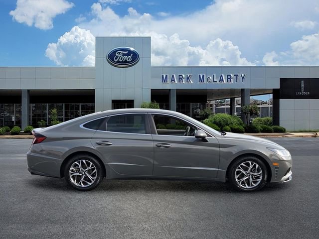 Used 2023 Hyundai Sonata SEL w/ Preferred Accessory Package FWD image 6