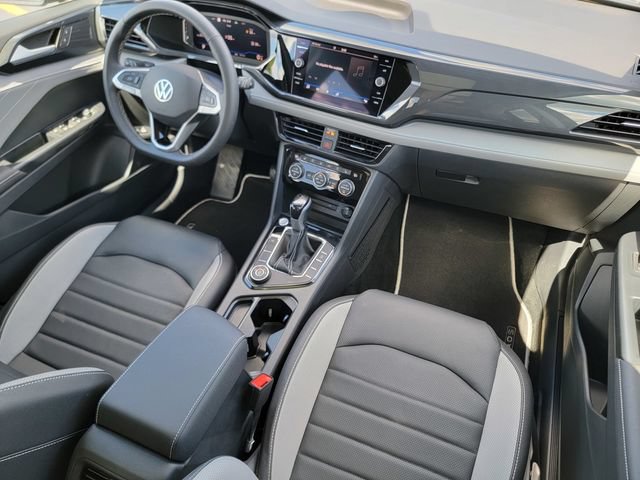 Used 2024 Volkswagen Taos SEL AWD/4WD image 38