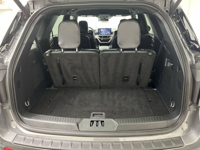 Certified 2025 Ford Explorer ST-Line AWD/4WD image 30