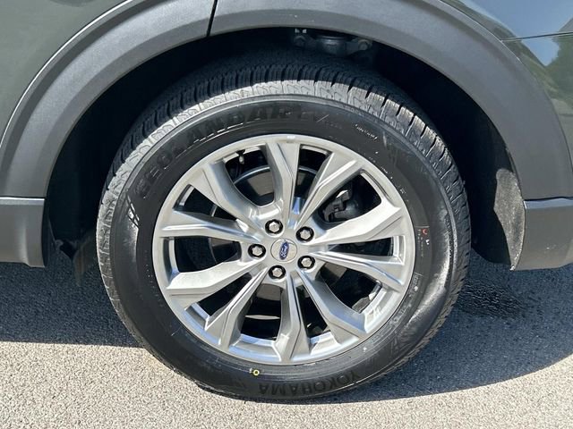 Certified 2023 Ford Explorer XLT w/ Equipment Group 202A AWD/4WD image 13