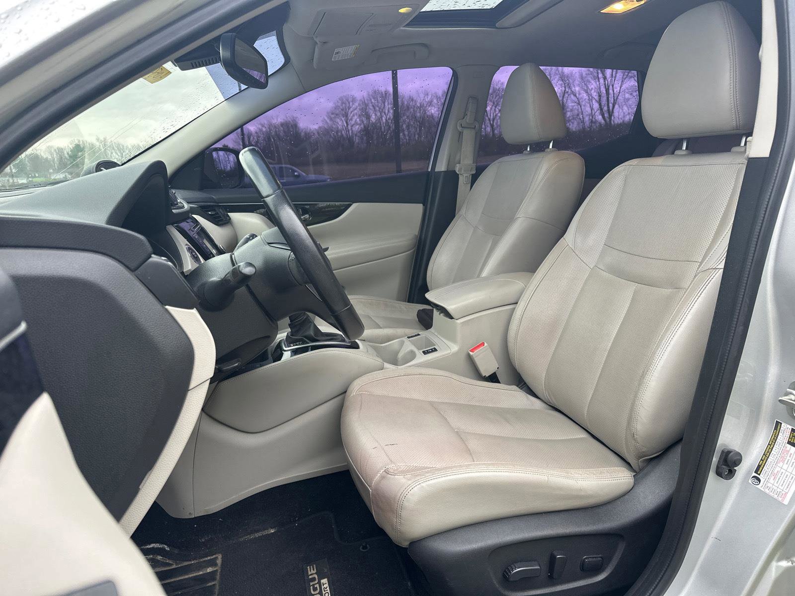 Used 2019 Nissan Rogue Sport SL w/ Premium Package image 9