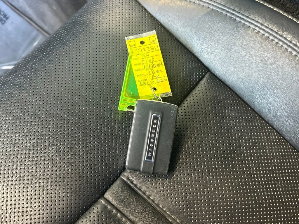 Used 2024 Jeep Wagoneer L Series II w/ Flexible Seating Group image 43