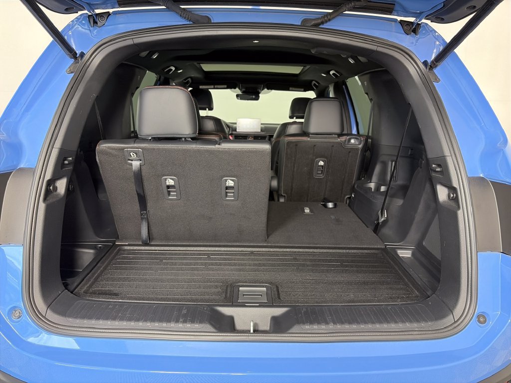 Used 2025 Honda Pilot TrailSport image 27