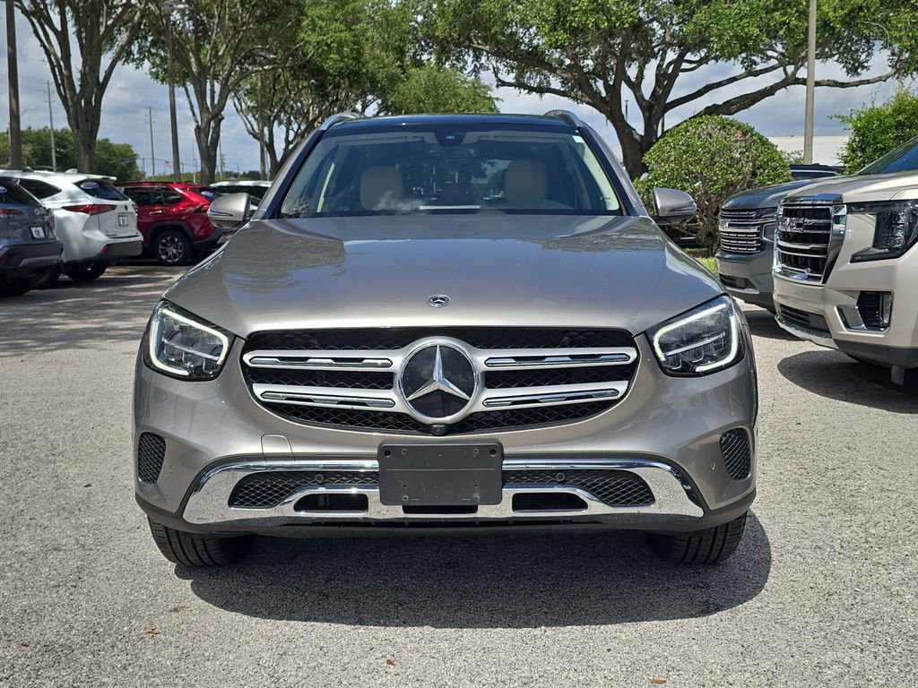 Used 2021 Mercedes-Benz GLC 300 4MATIC image 2