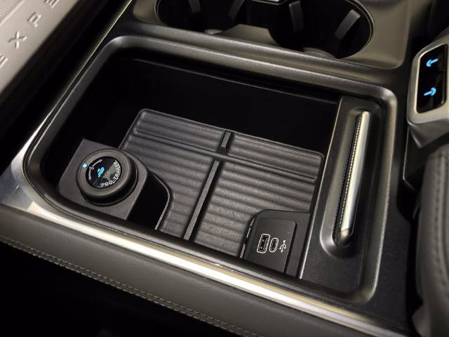 Certified 2026 Ford Expedition Active RWD image 21