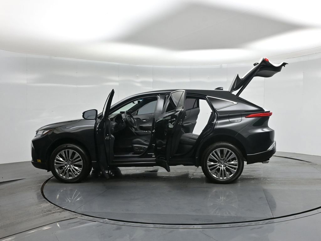 Used 2024 Toyota Venza Limited image 60