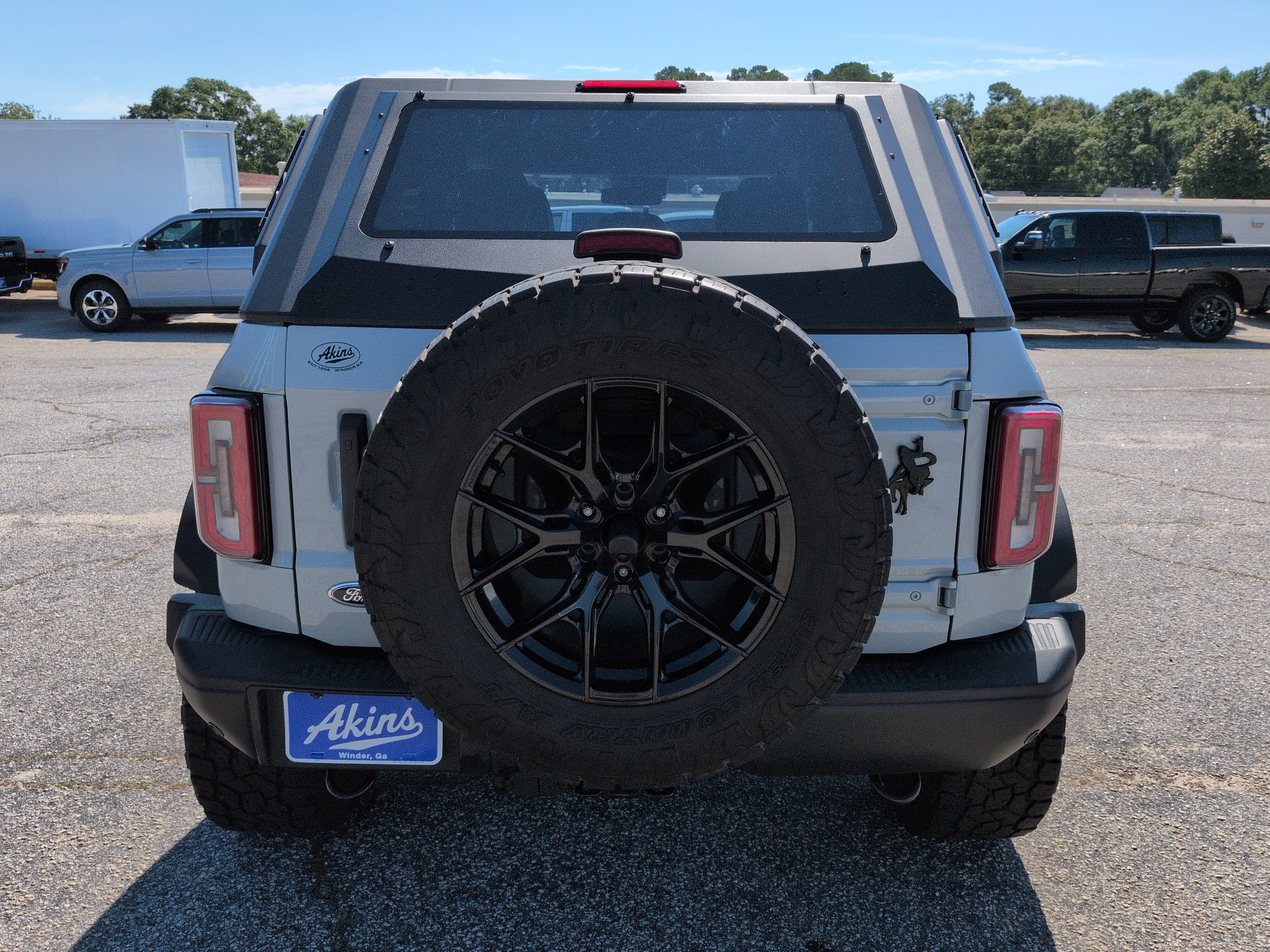 Certified 2022 Ford Bronco Badlands w/ Sasquatch Package AWD/4WD image 4