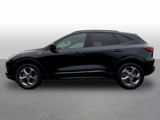 Certified 2023 Ford Escape ST-Line w/ Tech Pack #1 AWD/4WD image 4