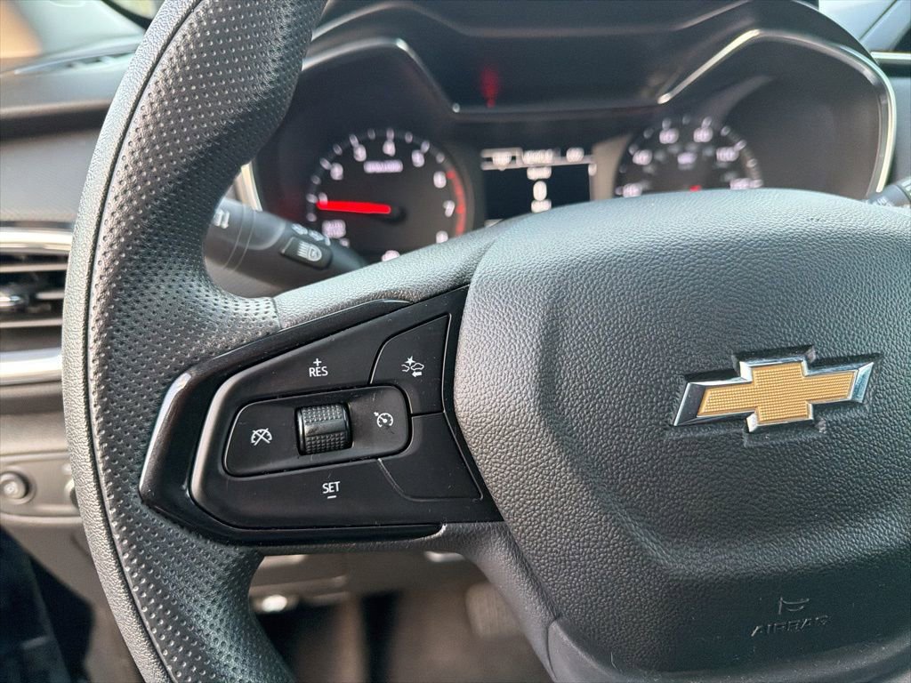 Used 2023 Chevrolet TrailBlazer LT image 23