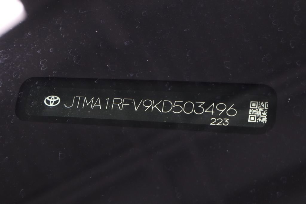 Used 2019 Toyota RAV4 XLE Premium w/ Cold Weather Package AWD/4WD image 37