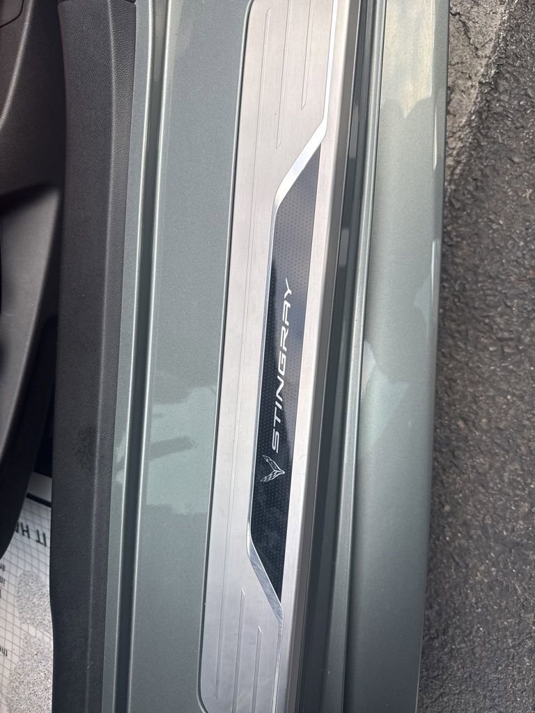 Used 2023 Chevrolet Corvette Stingray w/ Z51 Performance Package image 27