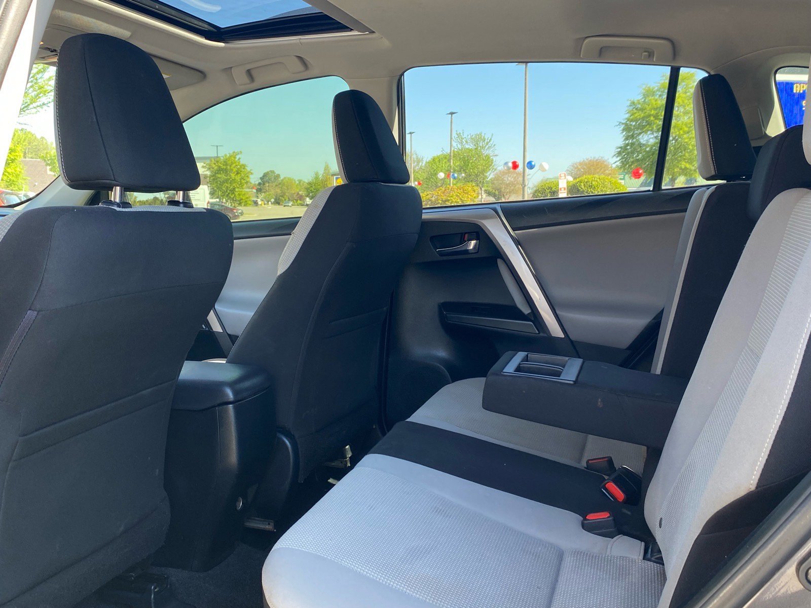 Used 2017 Toyota RAV4 XLE w/ Plus Special Value Package image 21