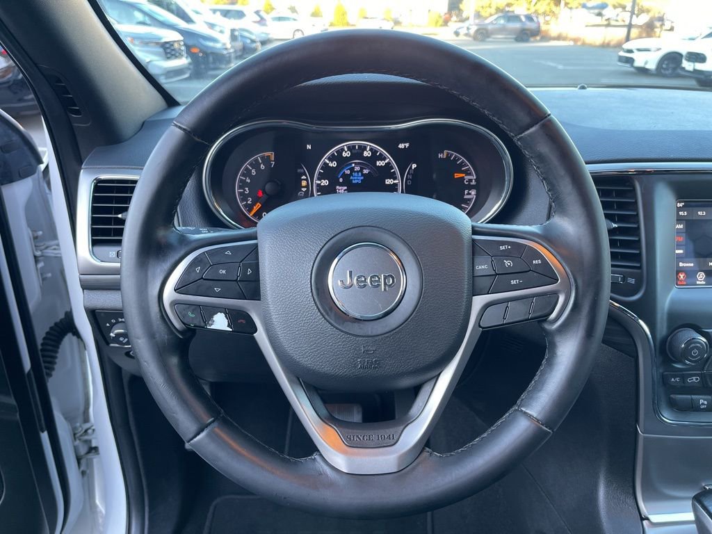 Used 2021 Jeep Grand Cherokee Laredo image 15