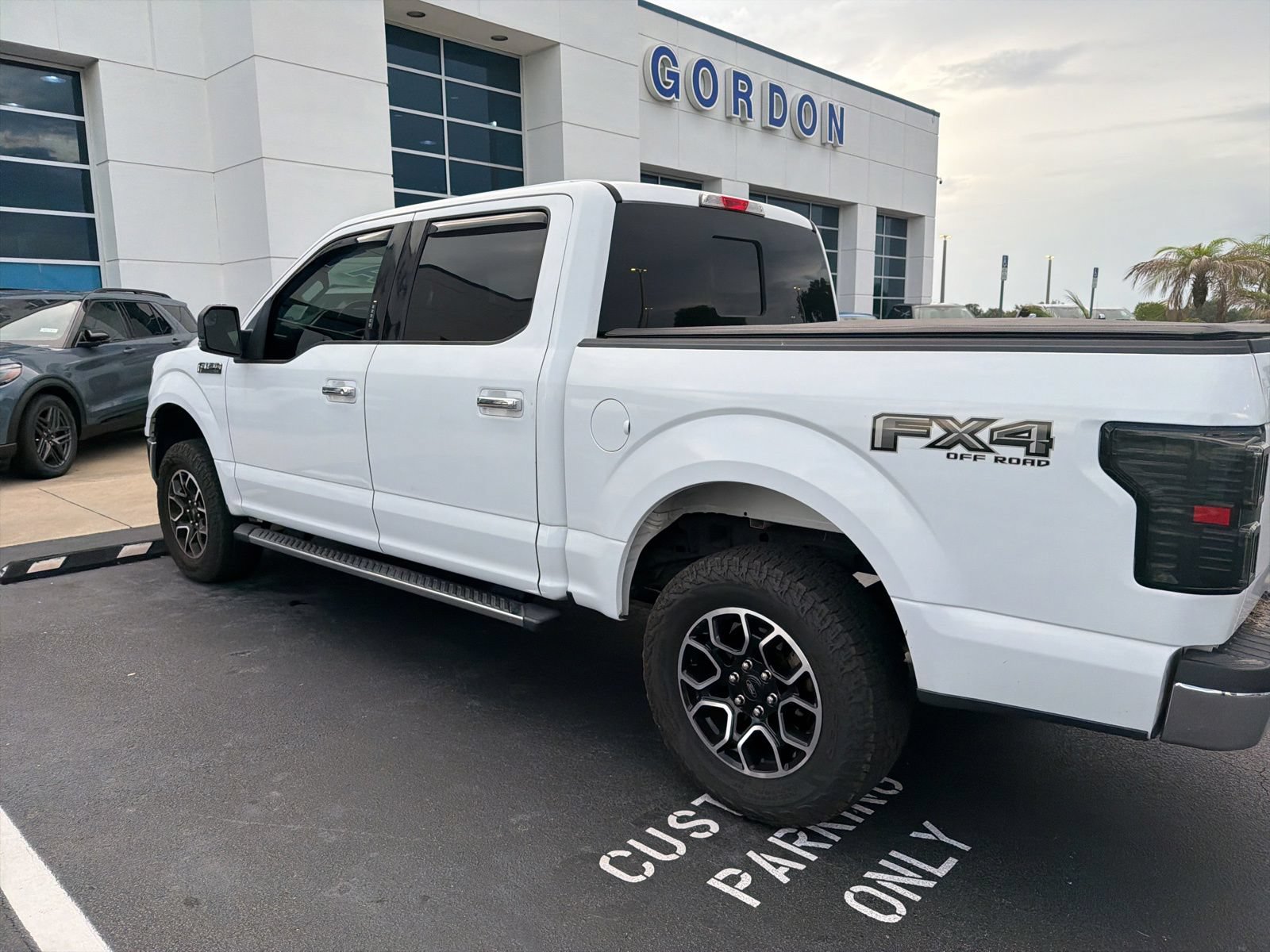 Certified 2018 Ford F150 XLT w/ Equipment Group 302A Luxury AWD/4WD image 6