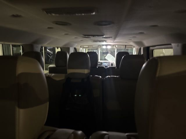 Used 2018 Nissan NV 3500 SL image 28