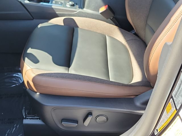 Certified 2025 Ford Bronco Sport Outer Banks w/ Outer Banks Tech Package+ AWD/4WD image 16