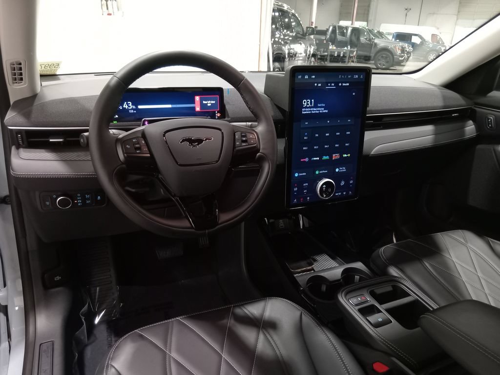 Certified 2025 Ford Mustang Mach-E Select w/ Comfort Package Lite RWD image 15