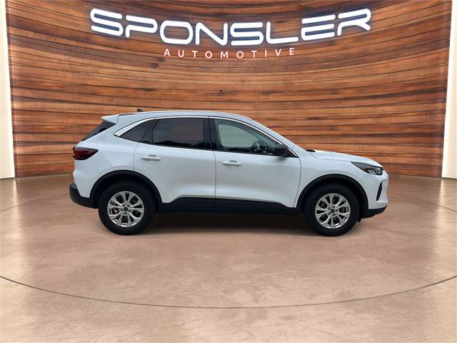 Certified 2024 Ford Escape Active AWD/4WD image 8