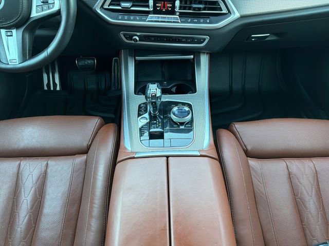 Used 2021 BMW X5 M50i w/ Executive Package image 19