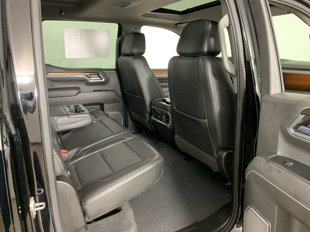 Used 2024 GMC Sierra 1500 Denali w/ Denali Reserve Package AWD/4WD image 40
