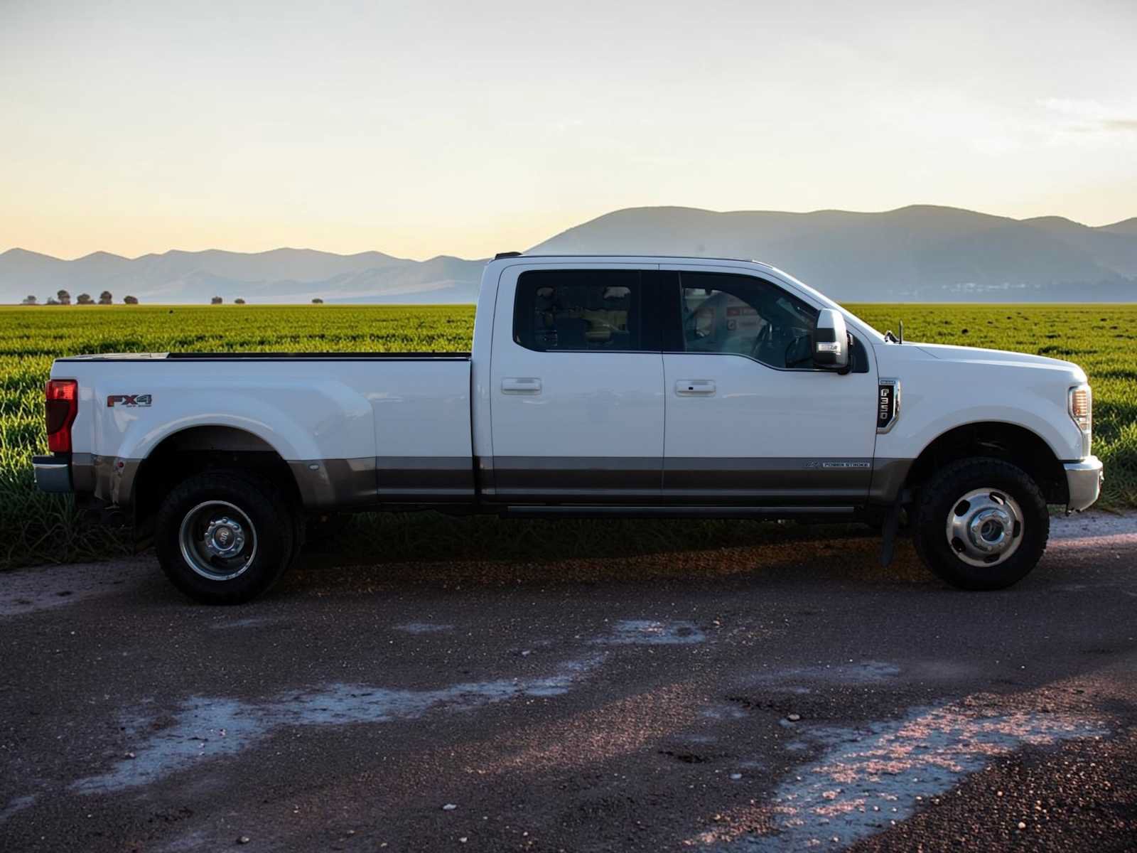 Certified 2022 Ford F350 King Ranch w/ King Ranch Ultimate Package AWD/4WD image 7