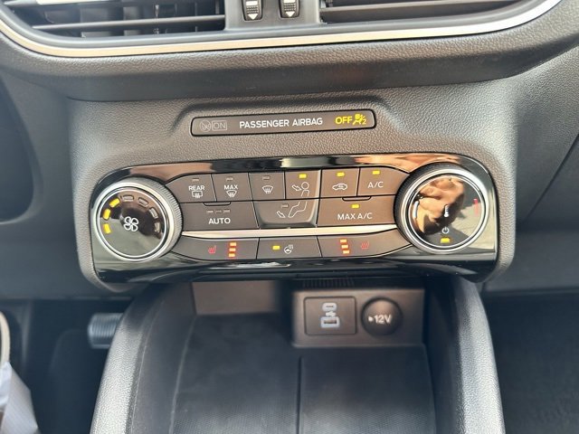 Certified 2022 Ford Escape SE w/ Cold Weather Package image 30
