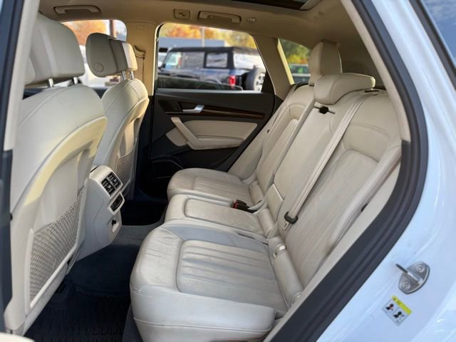 Used 2018 Audi Q5 2.0T Premium Plus w/ Premium Plus Package image 31