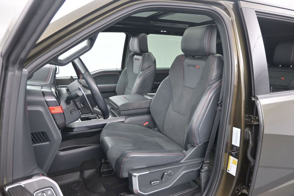 Certified 2025 Ford F150 Raptor w/ Equipment Group 803A Raptor R AWD/4WD image 16