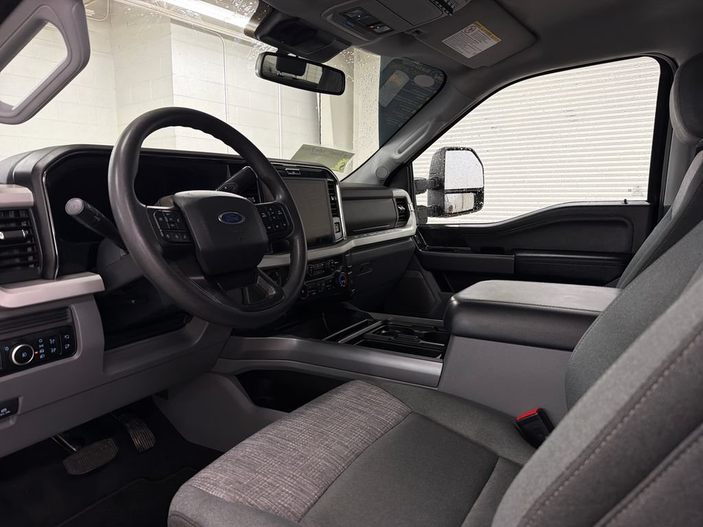 Certified 2026 Ford F350 XLT w/ XLT Premium Package AWD/4WD image 6